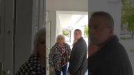 Во Львове местные жители набросились на военного!