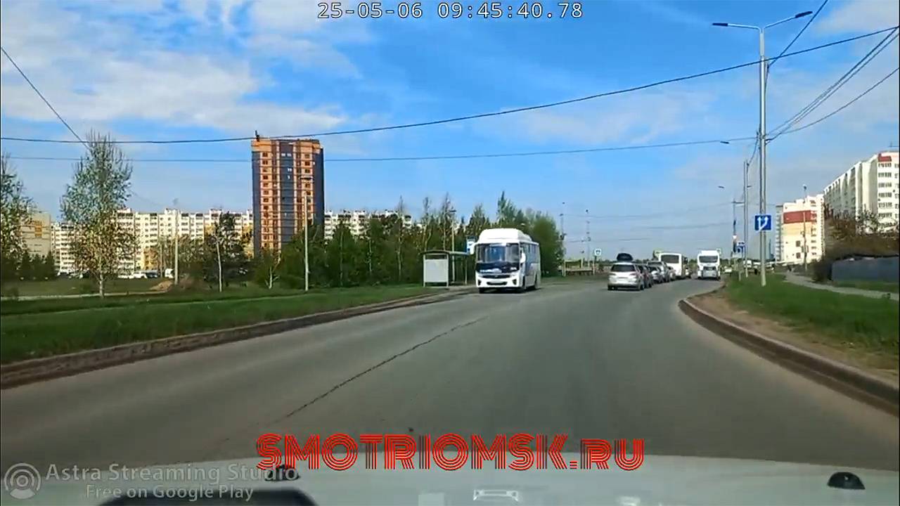 онлайн такси в Омске, прямой эфир, контакты на smotriomsk.ru