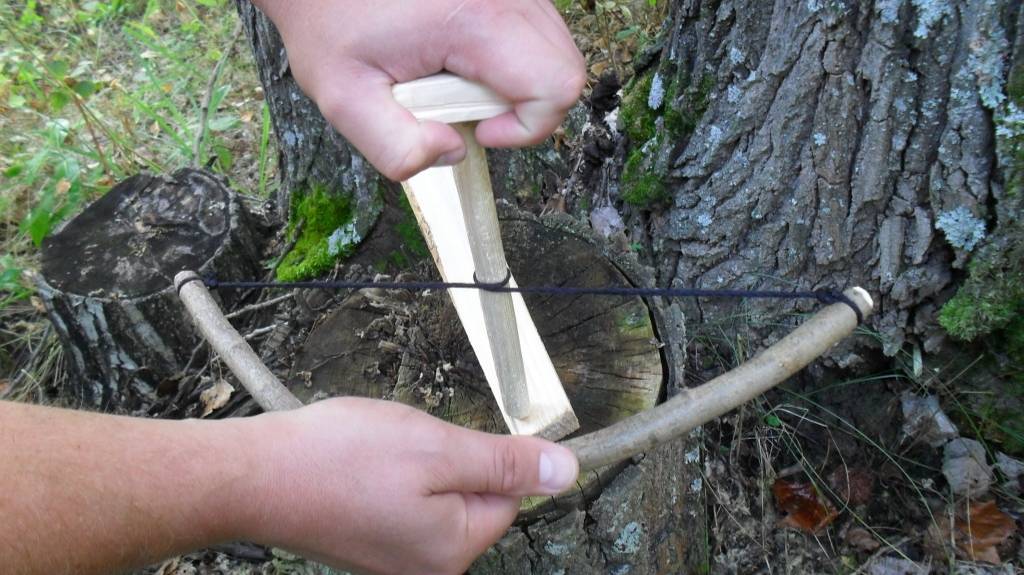 Добыча огня сверлением или лучковое веретено