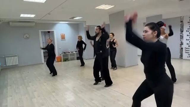 Танцуете если вы знаете этот трек