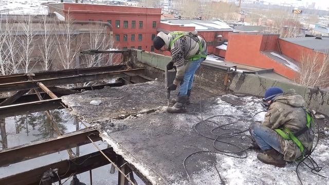 Демонтаж металлоконструкций крыши