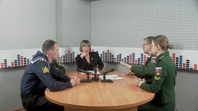 ТЕМА ДНЯ_Престиж военных специальностей