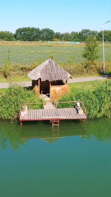Правый берег 228 сектор , пирс,беседка