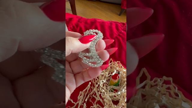Благодарю за подарки, очень ценно и с огромной любовью❤️🙏🥰☯️