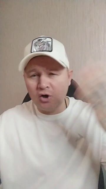НИКТО НЕ ЗНАЛ О ЕГО ПРИВЫЧКИ ПОСЛОВИЦЫ И МОЛОТОК