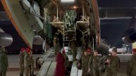 Наши парни, которых поменяли в рамках обмена военнопленными 205 на 205 прибыли на самолете в Москву.