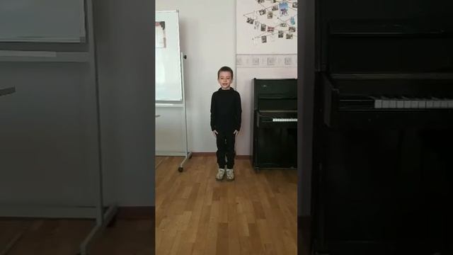 Манохин Марк "Песенка про слона"