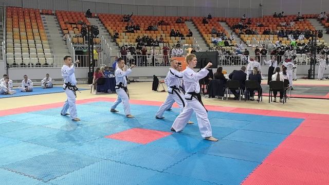 Командные комплексы - хьенги на Чемпионате России 🇷🇺 по таэквондо ГТФ.