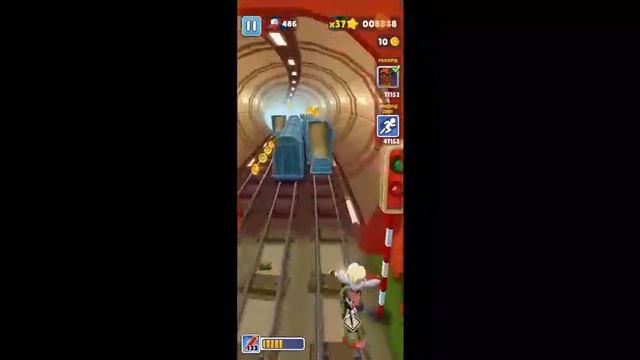 Я открыл новый скейтборд в Subway Surfers