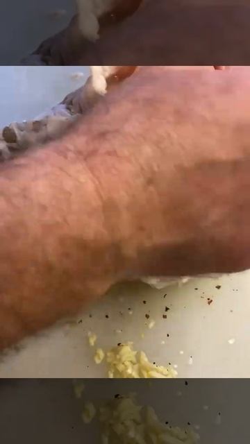 Картошка запечённая в жировой сетке...