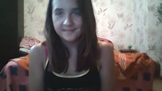 алина братковская не судите строго первый трек:**