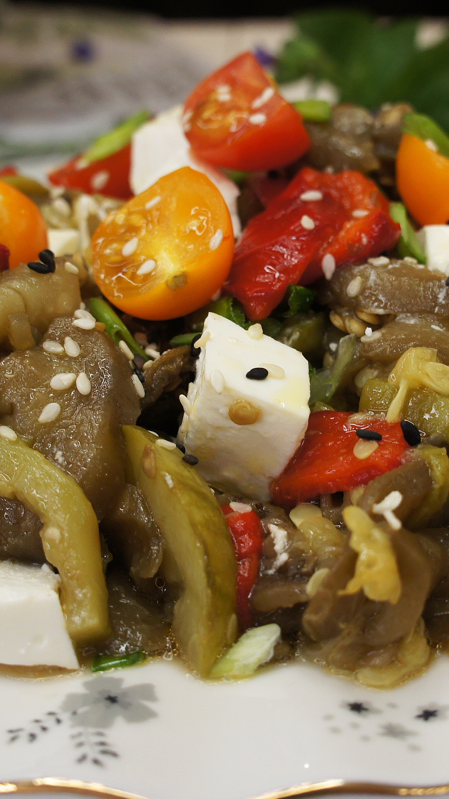 БЫСТРЫЙ И ВКУСНЫЙ САЛАТ С БАКЛАЖАНАМИ И КАБАЧКАМИ НА КАЖДЫЙ ДЕНЬ | САЛАТ С ЗАПЕЧЁННЫМИ ОВОЩАМИ