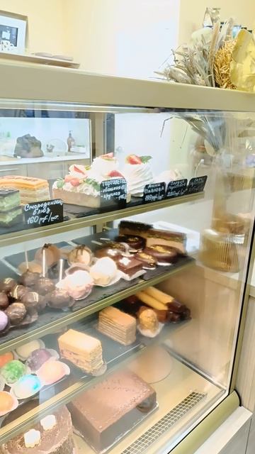 Новая кондитерская-кофейня "Охра" в Агое. Уже работает! Авторские десерты выпечка. Охр...но вкусно