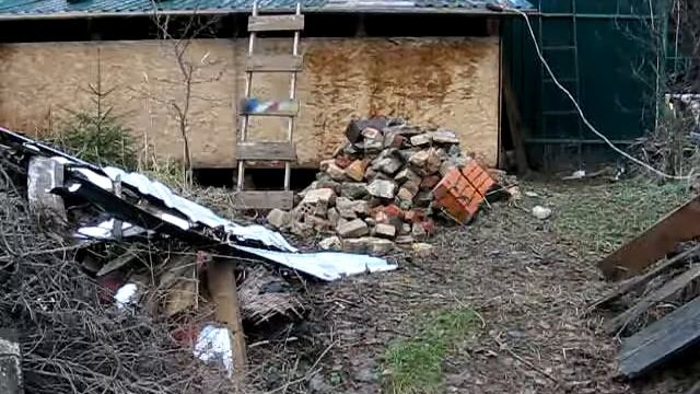 #016 (2017-11-18) дровник. крыша. прикручиваем листы