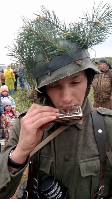 Реконструкторы - музыкальные немцы!