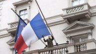 ФРАНЦИЯ ПЕРВОЙ ДРОГНУЛО: МАКРОН ПОДАЁТ СИГНАЛ КРЕМЛЮ