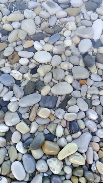 Вода как слеза, и здесь кто-то был