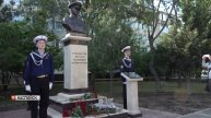 Памятники Героям России открыли в Каспийске