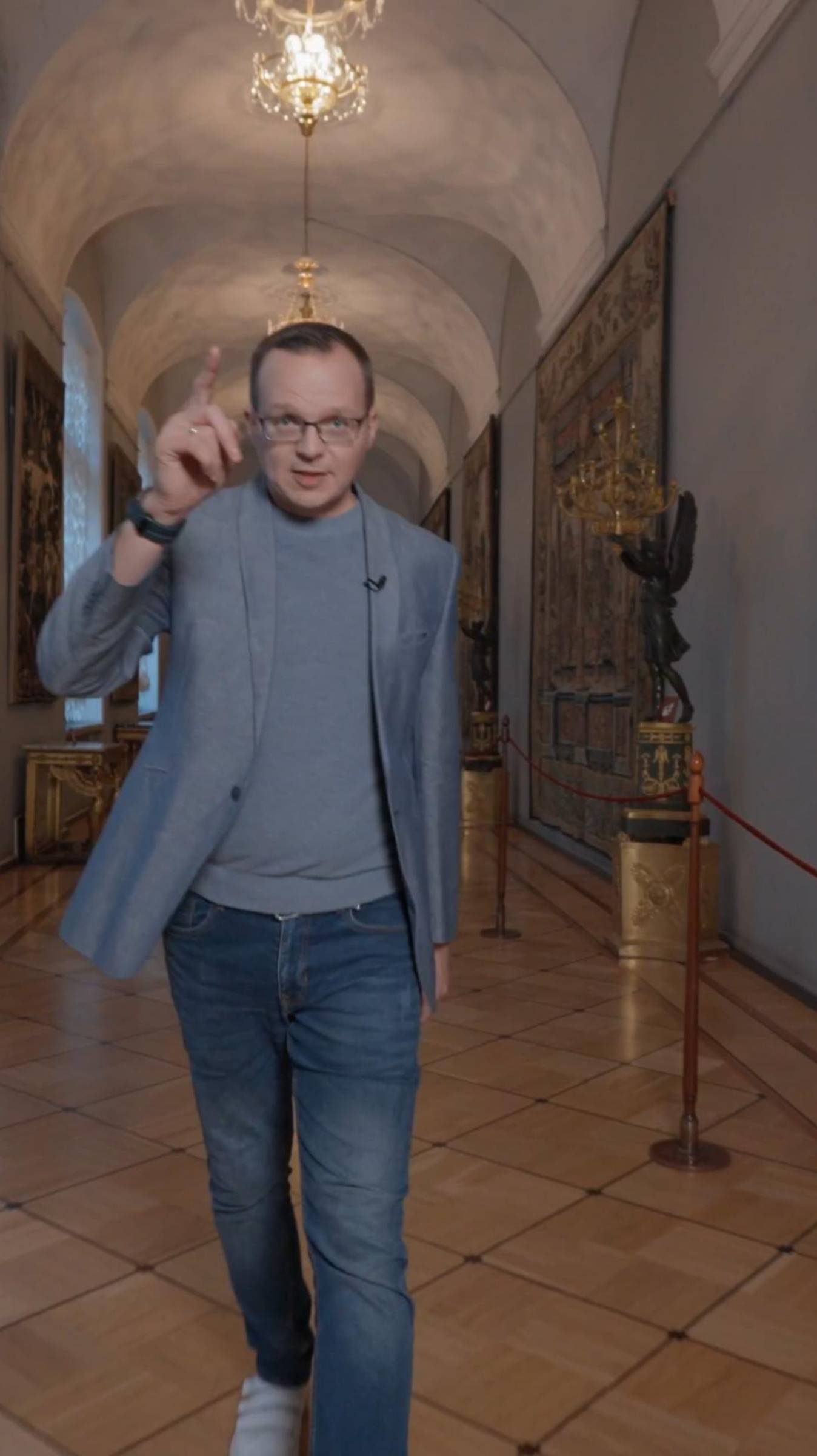 КАК СГОРЕЛ ЗИМНИЙ ДВОРЕЦ #shorts #эрмитаж #романкирюхин #санктпетербург