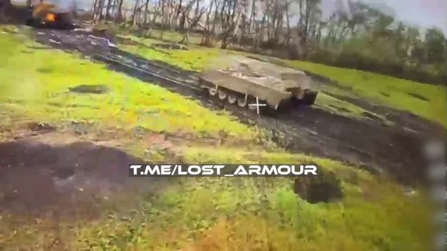 Поражение американского бронетранспортера M113 ВСУ при попытке пересечения государственной грани...