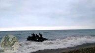 Отработка преодоления полосы прибоя бойцами 561-го центра СпН ССО России