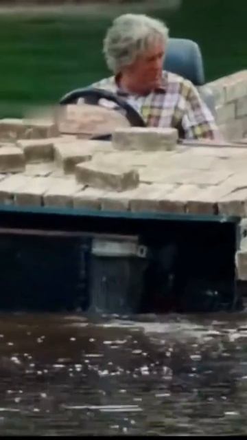 Плавающий дом из кирпичей😱😱😱