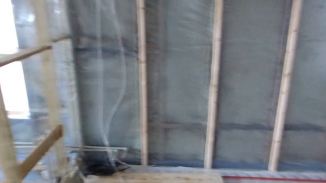 Водяные теплые полы на деревянном основании в каркасн