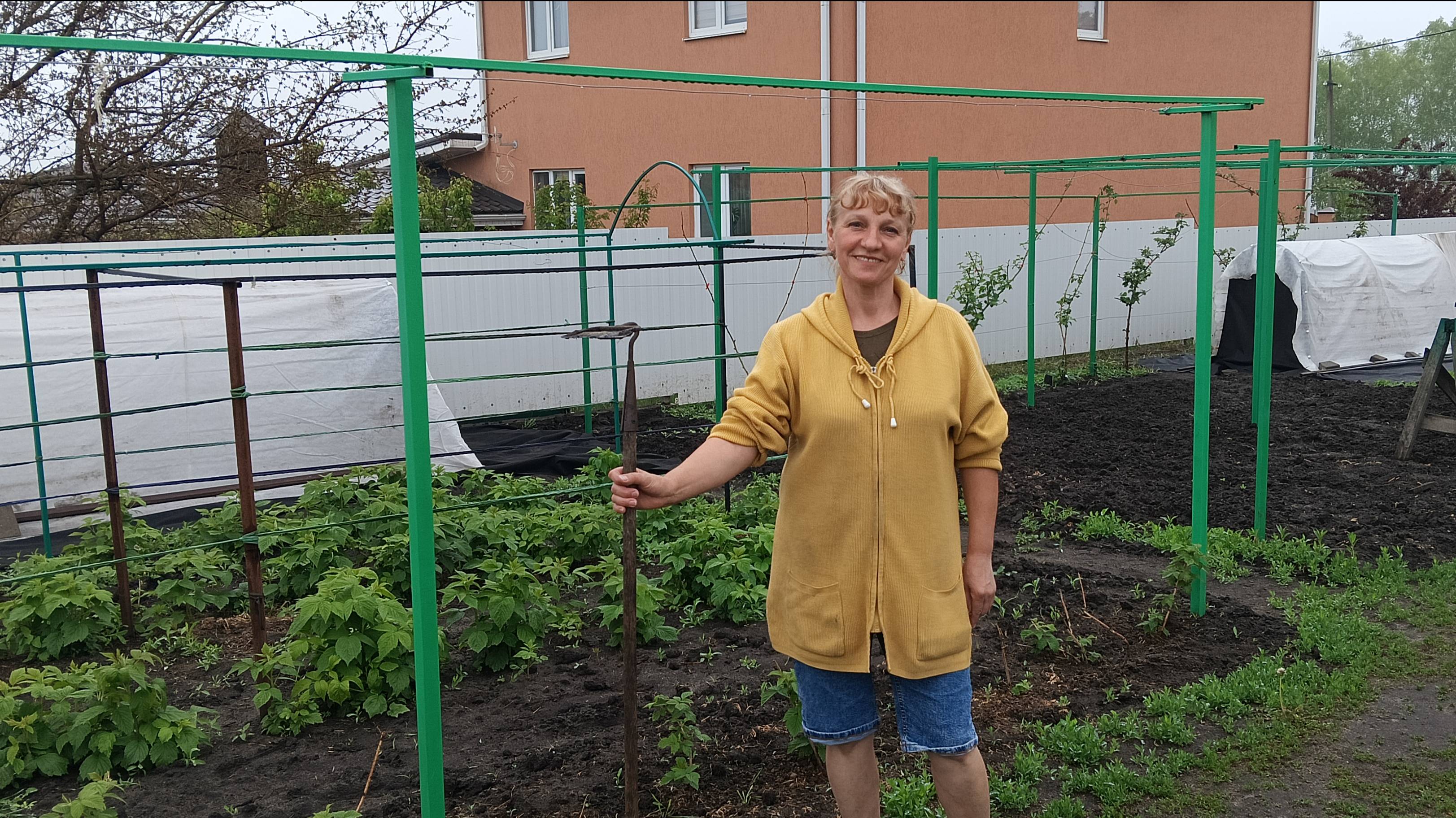 107. В деревню за молоком. Спасаемся от заморозков