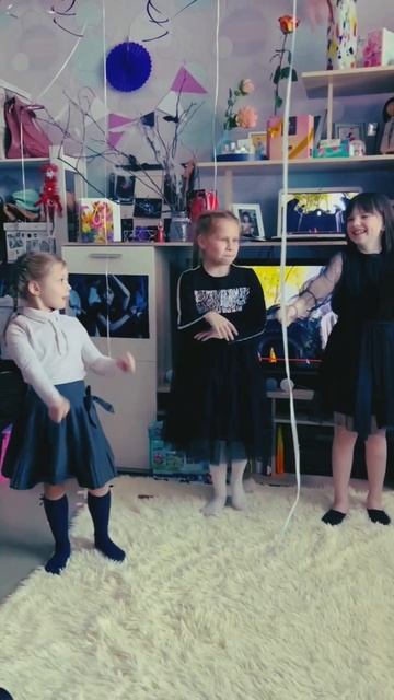 Тематический День Рождения🎉 Мамы тоже в теме, всем хочется праздника и отдыха.