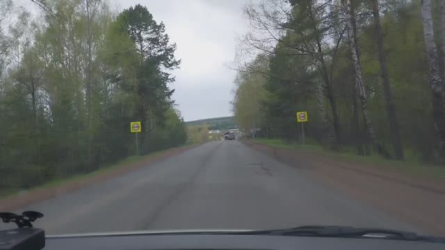 ИЗ ГОРОДА В ДЕРЕВНЮ.