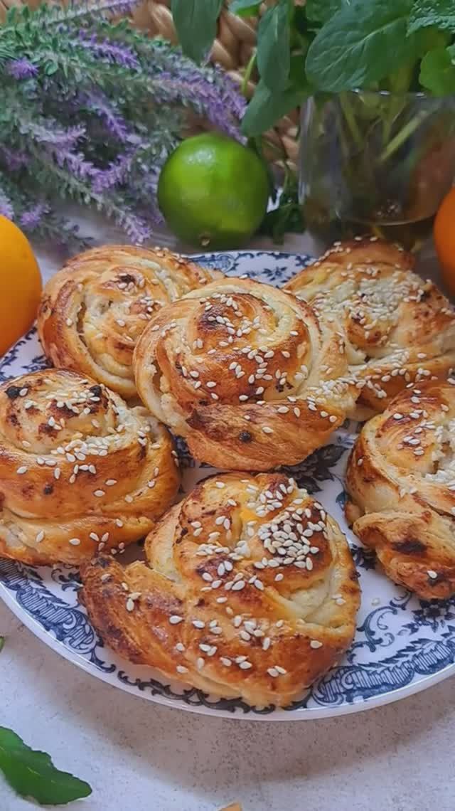 Вкуснющие слоечки с творогом!😋😋😋