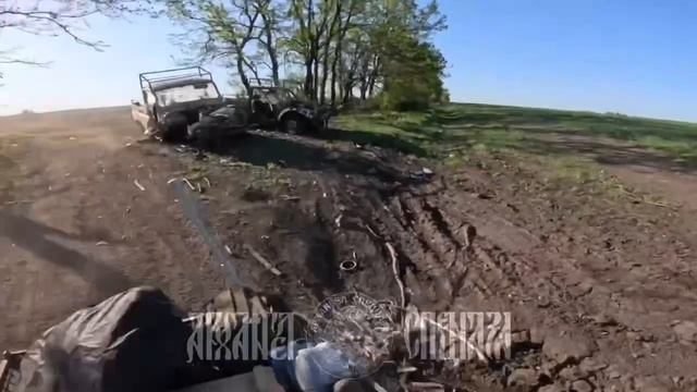 ❗️Рабочие будни и дороги войны.