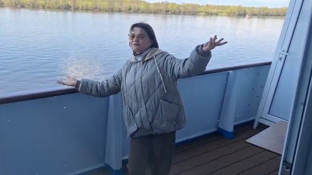 Инна на реке Волга 07.05.25.