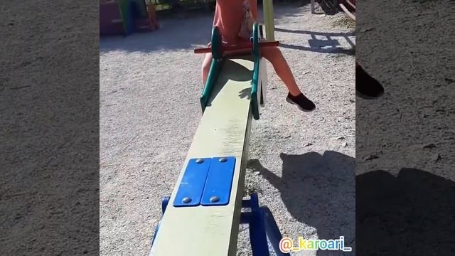 Каролина играется на новой площадке / Karolina Funny Playing