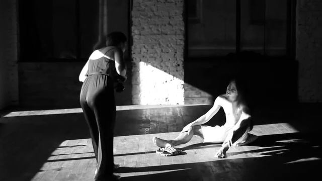 Жан Грицфельдт в фэшн-съемке Butterflies in the Stomach для берлинского журнала Kaltblut Magazine