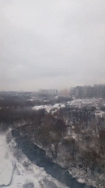 зима за окном