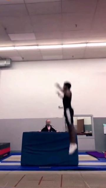 #tumbling #trampoline #gymnastic #батут #гимнастика #акробатика