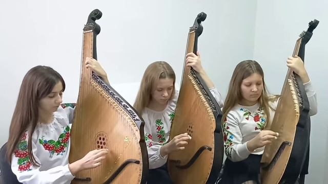 Тріо " Домінотка" Соломчук Катерина, Кидун Анна, Парфенюк Анна
