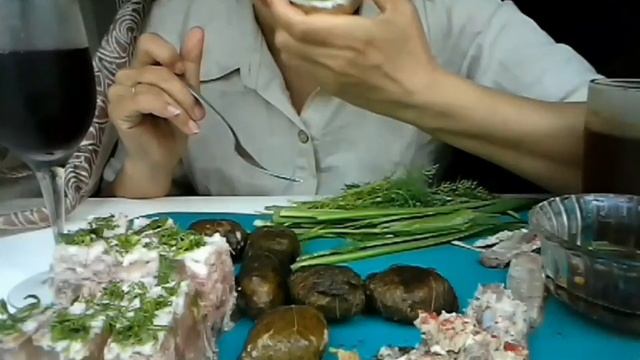 МУКБАНГ рёбра, холодец, долма