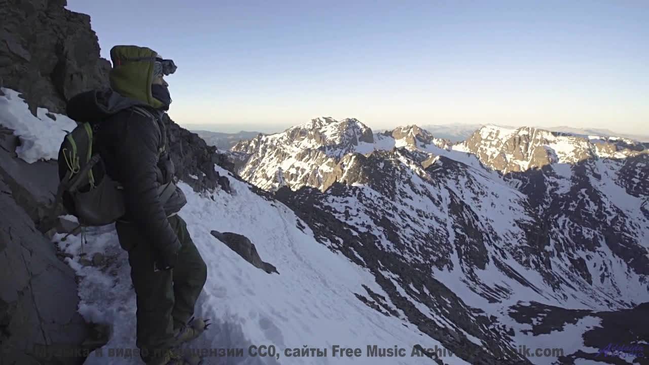 Музыка уводит глубже любой карты или компаса - Samba -- The Hipshakes -- Live at WFMU on Burn It Dow