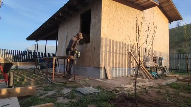 Мархиль строит в Телеграм: как я забиваю гвозди. Ссылка в описании.