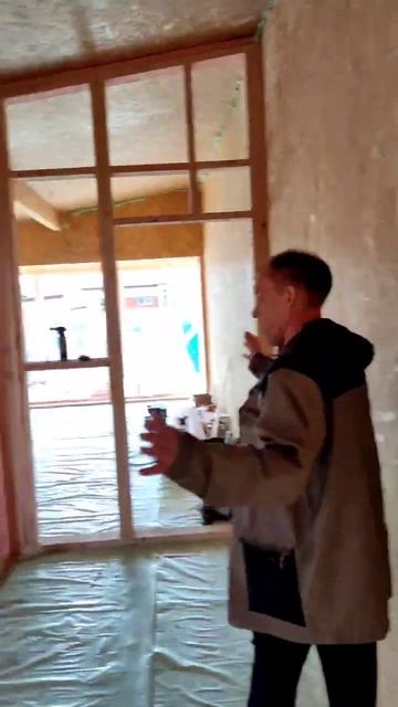 Процесс монтажа коробки дома из сип панелей  КРМК