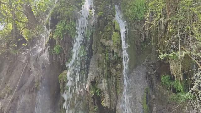 Отхарский водопад