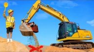 Экскаваторщик находит сундук, полный игрушечных машинок для детей