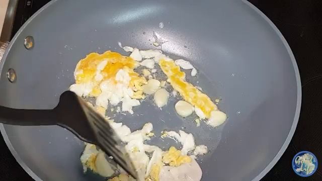 ЖАРЕНЫЙ РИС по-Корейски _ Бокк Еюмбаб_ Жареный рис_ 1) свинина 2) морепродукты, острый и нет