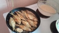 Жарю рыбу после рыбалки. Это просто белиссимо друзья!!!