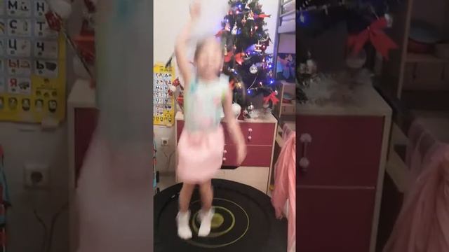 Подарок на день рождение. Батут