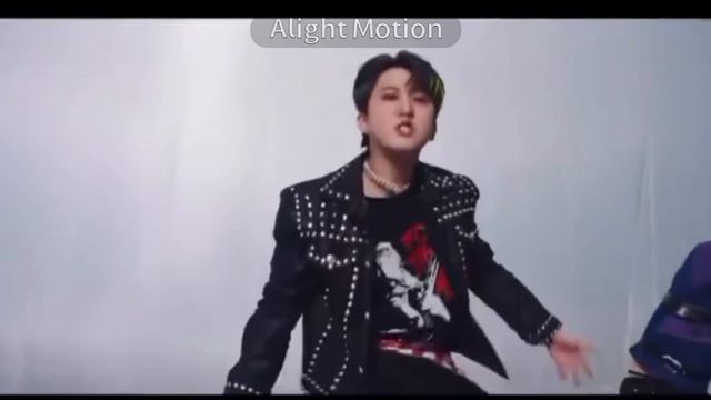 Stray kids (MANIAC)