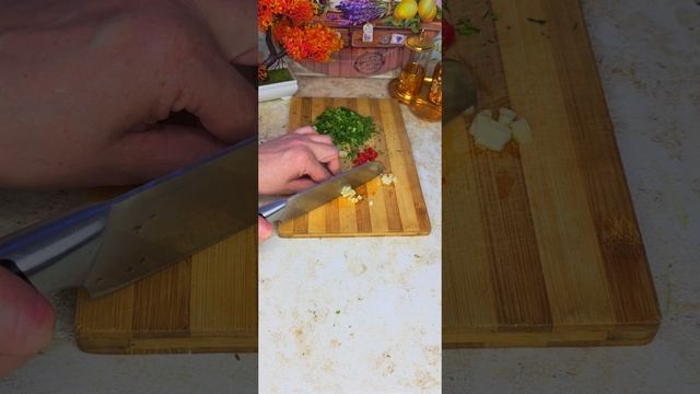 Невероятно вкусная закуска из редиски и огурцов