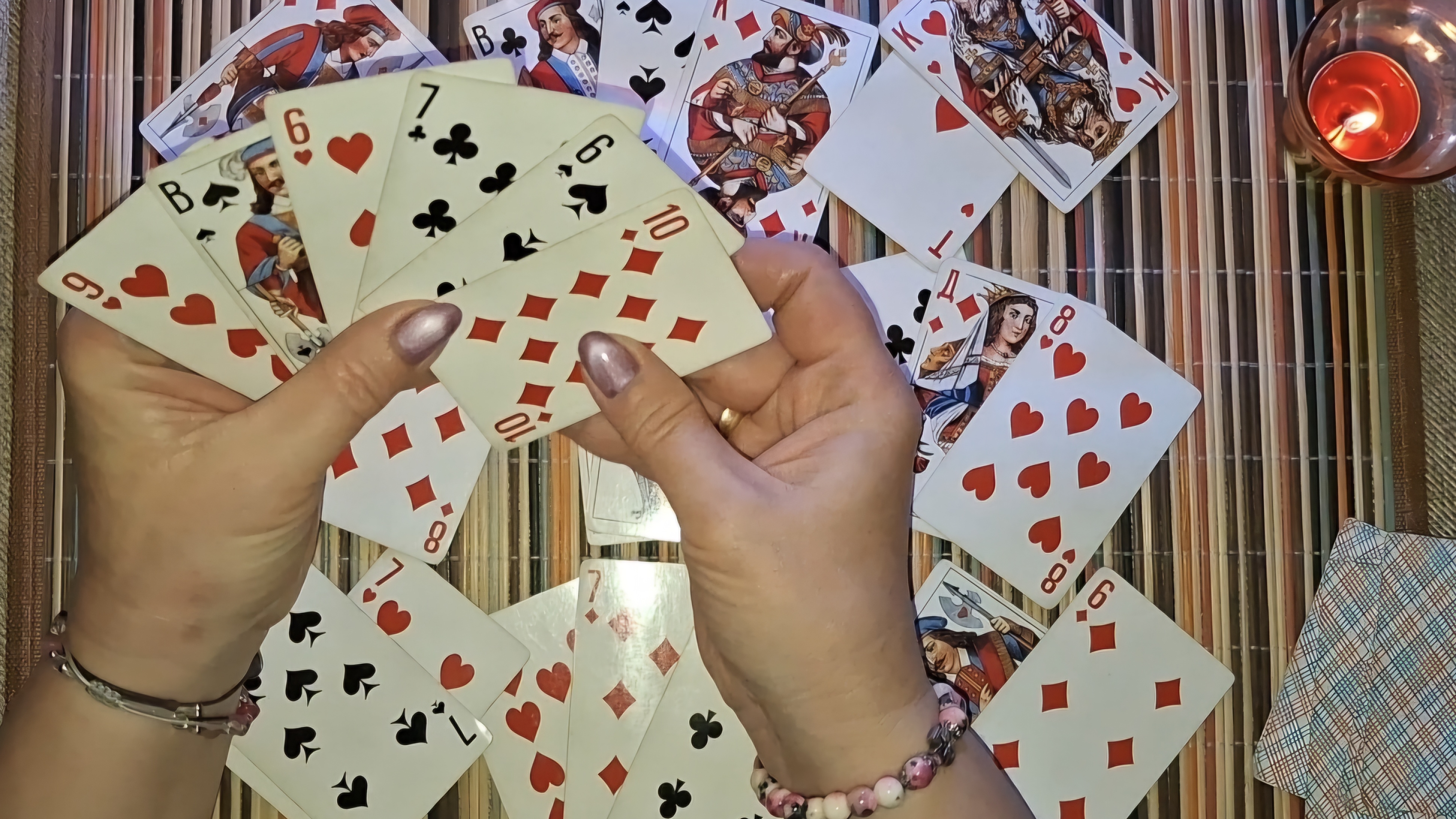 Гадание на червовую даму♥️ и♣️ крестового короля
